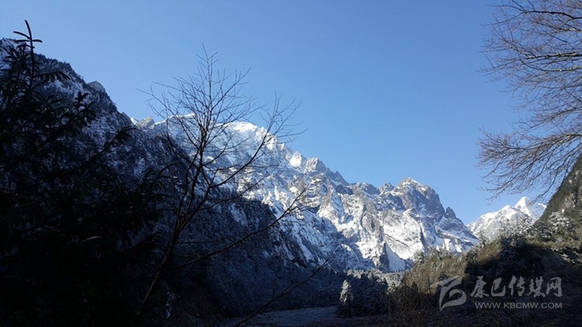 海螺溝這組冬日雪景圖請(qǐng)拿走！