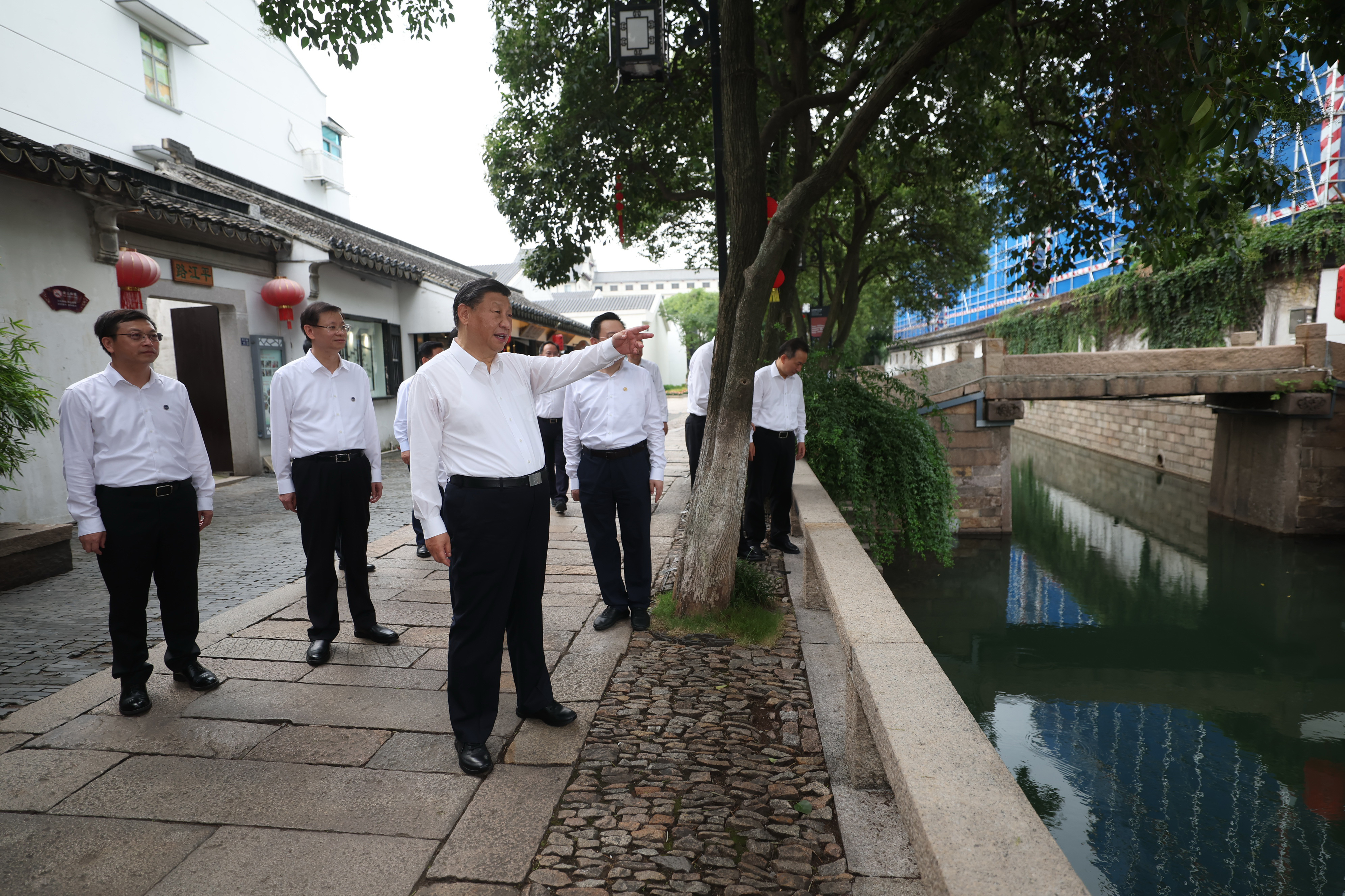 2023年7月6日，習(xí)近平在蘇州平江歷史文化街區(qū)考察。