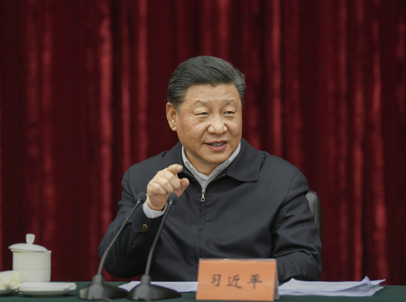 2019年4月15日至17日，中共中央總書記、國家主席、中央軍委主席習(xí)近平在重慶考察，并主持召開解決“兩不愁三保障”突出問題座談會。這是4月16日下午，習(xí)近平主持召開解決“兩不愁三保障”突出問題座談會并發(fā)表重要講話。新華社記者 謝環(huán)馳 攝