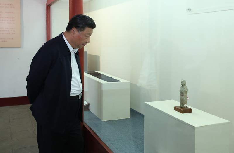 2021年5月12日，習(xí)近平總書記在南陽市考察東漢醫(yī)學(xué)家張仲景的墓祠紀念地醫(yī)圣祠。 